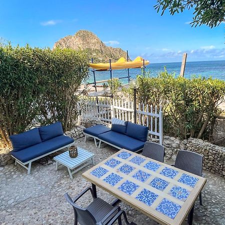 Dimore Di Mare - Beachfront Apartments Santa Flavia Extérieur photo