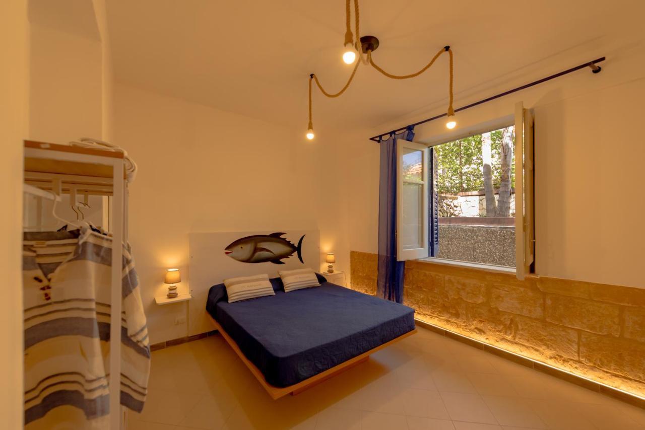 Dimore Di Mare - Beachfront Apartments Santa Flavia Extérieur photo