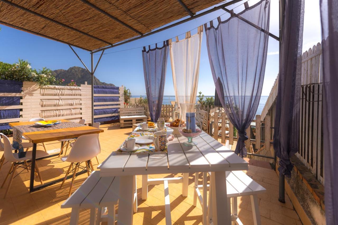 Dimore Di Mare - Beachfront Apartments Santa Flavia Extérieur photo