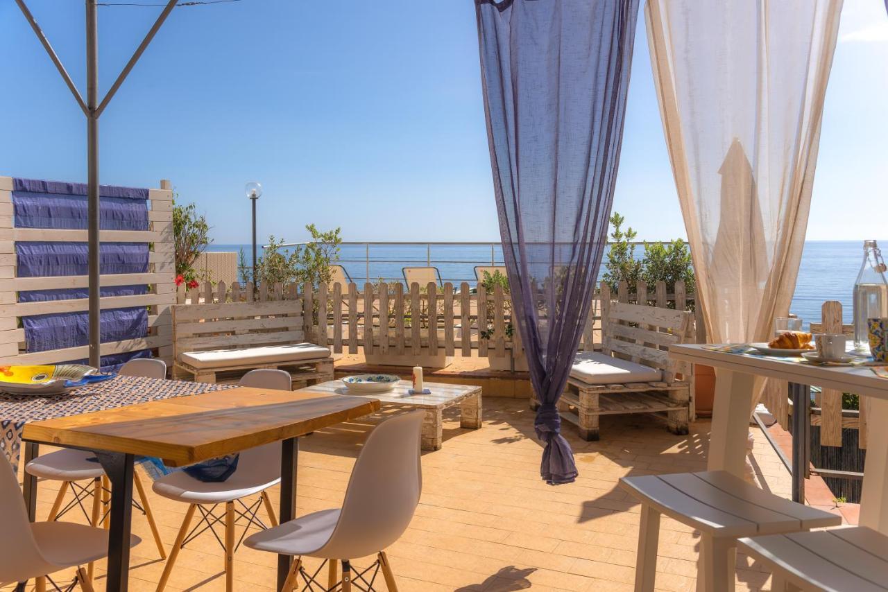 Dimore Di Mare - Beachfront Apartments Santa Flavia Extérieur photo