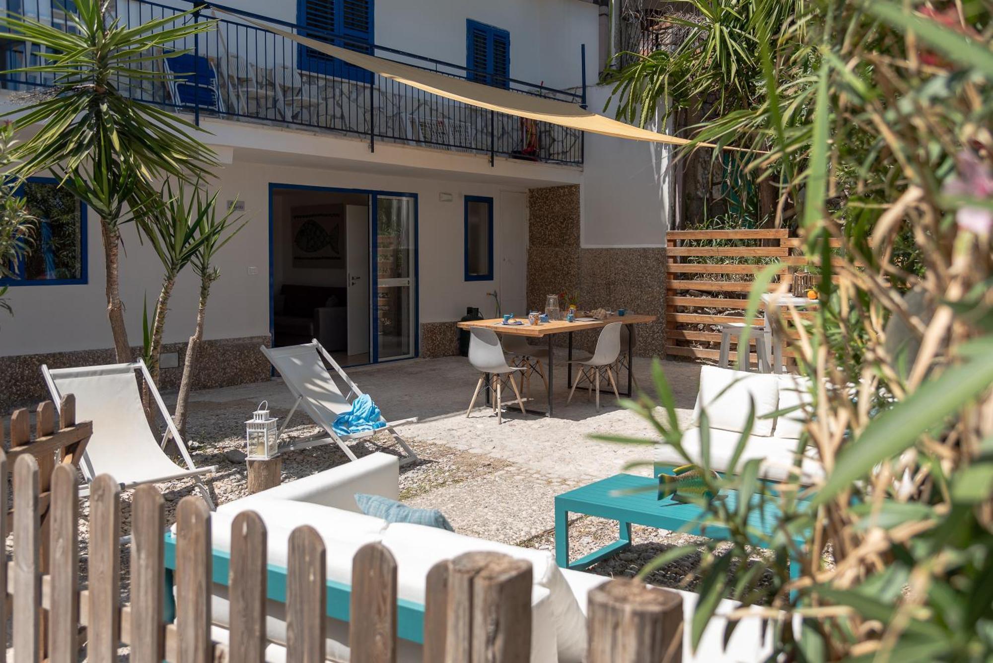 Dimore Di Mare - Beachfront Apartments Santa Flavia Extérieur photo